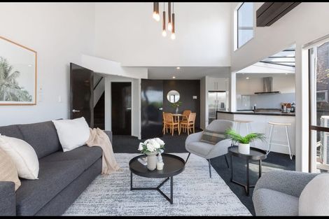 Photo of property in 50 Ferry Street, Seatoun, Wellington, 6022