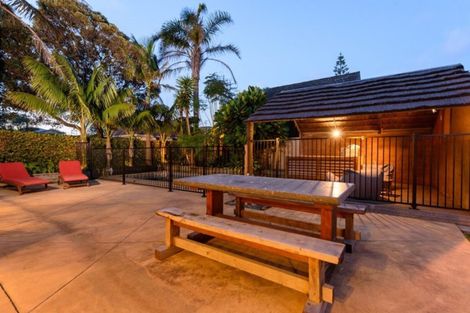 Photo of property in 305 Oceanbeach Road, Mount Maunganui, 3116