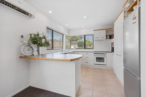 Photo of property in 9 Starlight Cove, Hobsonville, Auckland, 0618