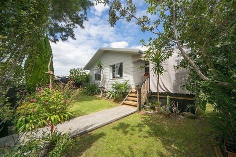 Photo of property in 1/20 Starforth Place, Henderson, Auckland, 0612