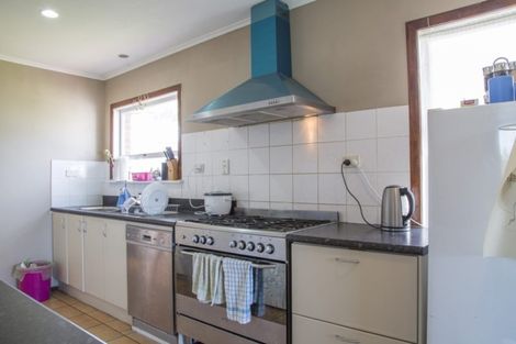 Photo of property in 7 Locket Road, Glenfield, Auckland, 0629