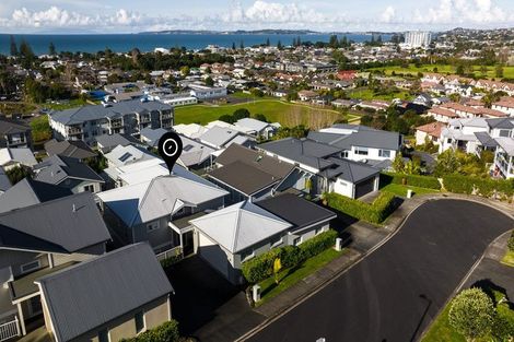 Photo of property in 18 Panorama Heights, Orewa, 0931