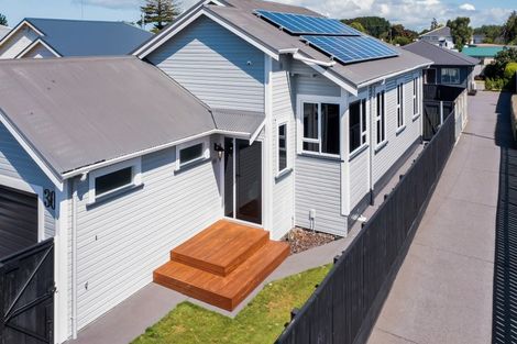 Photo of property in 30 Puriri Street, Hawera, 4610