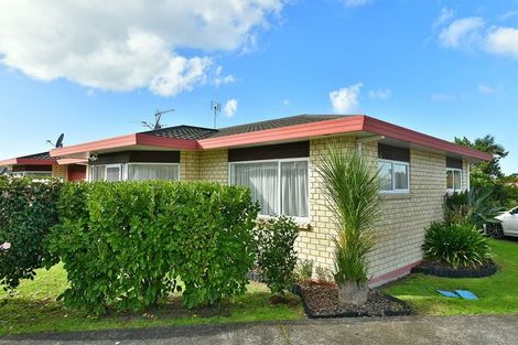 Photo of property in 96c Lakeside Drive, Orewa, 0931