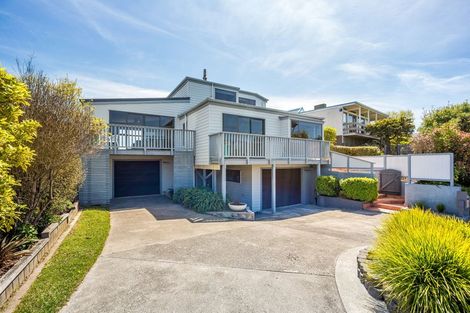 Photo of property in 45 Mana View Road, Paremata, Porirua, 5026