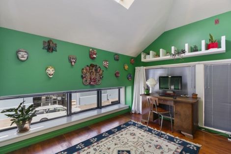 Photo of property in Courtenay Mews Apartments, 14u2 Alpha Street, Te Aro, Wellington, 6011