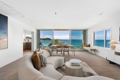 Photo of property in Seaview Apartments, 13/64 Milford Road, Milford, Auckland, 0620