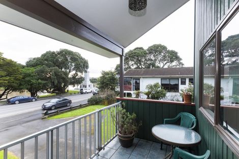 Photo of property in 67 Esplanade, Kaiti, Gisborne, 4010