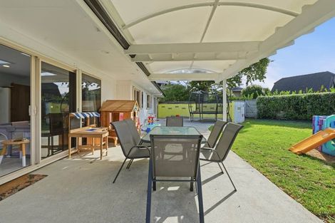 Photo of property in 6 Fratley Avenue, Farm Cove, Auckland, 2012