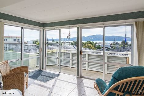 Photo of property in 22 Nathan Avenue, Paraparaumu Beach, Paraparaumu, 5032