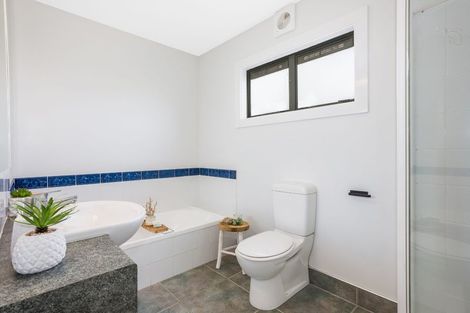 Photo of property in 66 Joseph Banks Drive, Whitby, Porirua, 5024