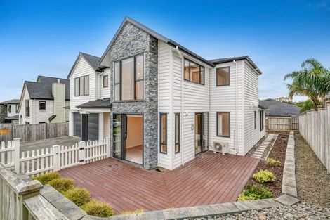 Photo of property in 241 West Hoe Heights, Orewa, 0931