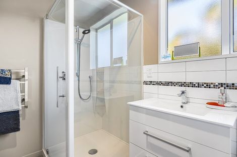 Photo of property in 129 Vagues Road, Northcote, Christchurch, 8052