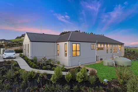 Photo of property in 6 Peet Row, Pokeno, 2471