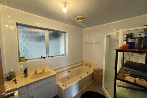 Photo of property in 14 Rewa Street, Inglewood, 4330