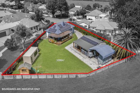 Photo of property in 37 Village Way, Ardmore, Papakura, 2582