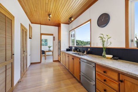Photo of property in 62 Spencer Street, Crofton Downs, Wellington, 6035