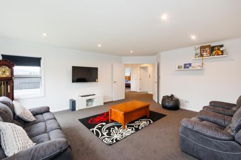 Photo of property in 113 James Line, Kelvin Grove, Palmerston North, 4414