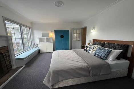 Photo of property in 50 Peter Terrace, Castor Bay, Auckland, 0620