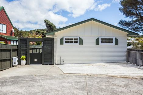 Photo of property in 96 Leeward Drive, Whitby, Porirua, 5024