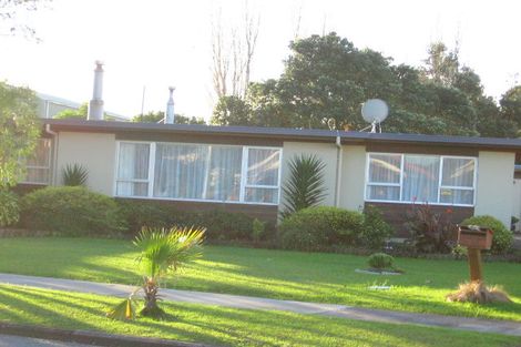 Photo of property in 81 Florence Avenue, Orewa, 0931