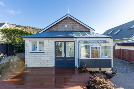 Photo of property in 31 Hardwicke Street, Sumner, Christchurch, 8081