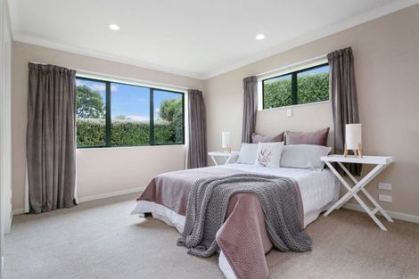 Photo of property in 2/10 Hannon Road, Cambridge, 3434