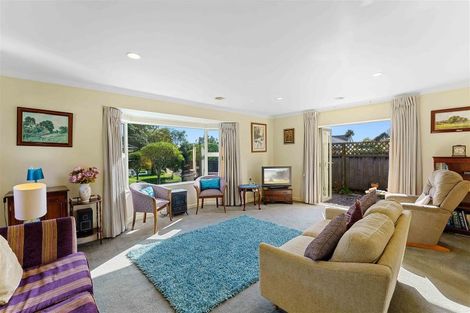 Photo of property in 29b Karu Crescent, Waikanae, 5036