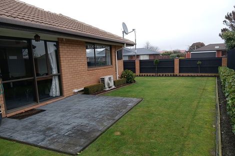 Photo of property in 1/21 Kintyre Drive, Broomfield, Christchurch, 8042