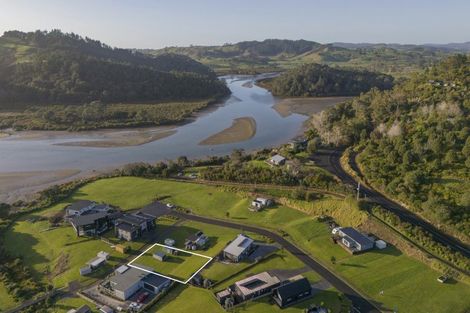 Photo of property in 3 Dawson Place, Cooks Beach, 3591