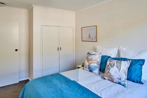 Photo of property in 39b Pukatea Street, Eastbourne, Lower Hutt, 5013