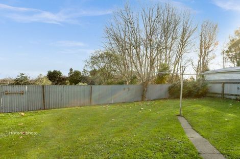 Photo of property in 80 Lipscombe Crescent, Havelock North, 4130