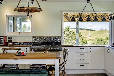 Photo of property in 1132a Old North Road, Helensville, Waimauku, 0882