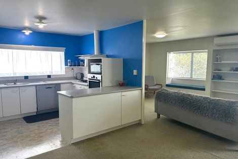 Photo of property in 21 Haruru Falls Road, Haruru, 0204