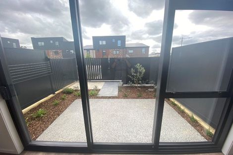 Photo of property in 19 Kotuitui Street, Manukau, Auckland, 2104
