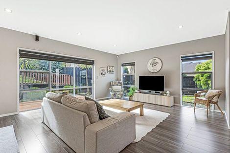 Photo of property in 20 Denham Court, Flagstaff, Hamilton, 3210