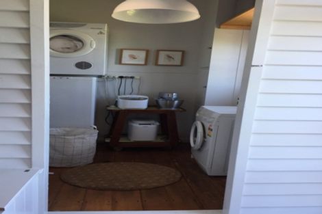 Photo of property in 12 Raumati Terrace, Khandallah, Wellington, 6035