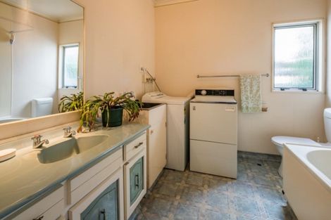 Photo of property in 2u6 Grafton Road, Roseneath, Wellington, 6011