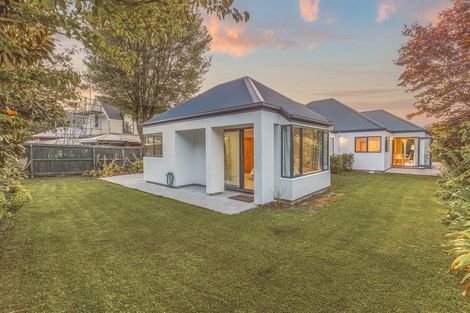 Photo of property in 9 Karen Lane, Beckenham, Christchurch, 8023