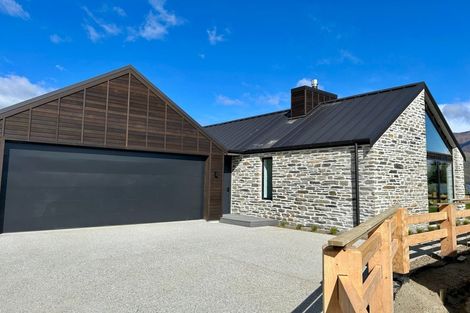 Photo of property in 15 Mason Street, Wanaka, 9305