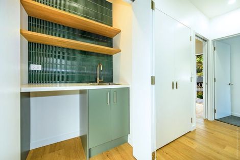 Photo of property in 53 Port Hills Road, Heathcote Valley, Christchurch, 8022