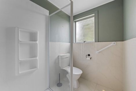 Photo of property in 75 Belt Road, New Plymouth, 4310