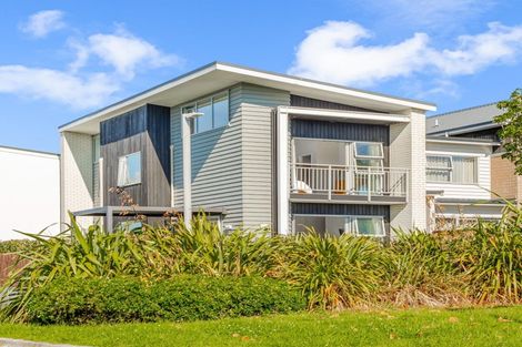 Photo of property in 61 Buckley Avenue, Hobsonville, Auckland, 0616