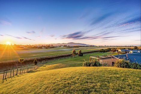 Photo of property in 184-186 Milne Drive, Paraparaumu, 5032