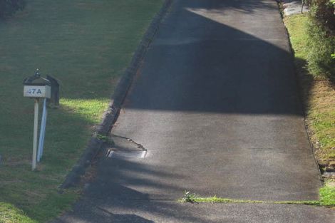 Photo of property in 1/47 Greenvalley Rise, Glenfield, Auckland, 0629