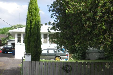Photo of property in 10 Harrington Road, Henderson, Auckland, 0610