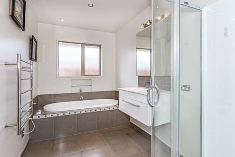 Photo of property in 10 Spitfire Place, Wigram, Christchurch, 8042