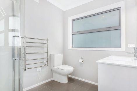 Photo of property in 3 Shoal Place, Whitby, Porirua, 5024