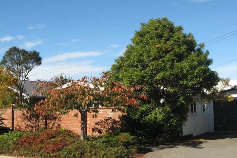 Photo of property in 92 Jeffreys Road, Fendalton, Christchurch, 8052