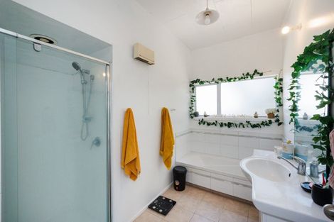 Photo of property in 8a Kaimanawa Street, Kelvin Grove, Palmerston North, 4414